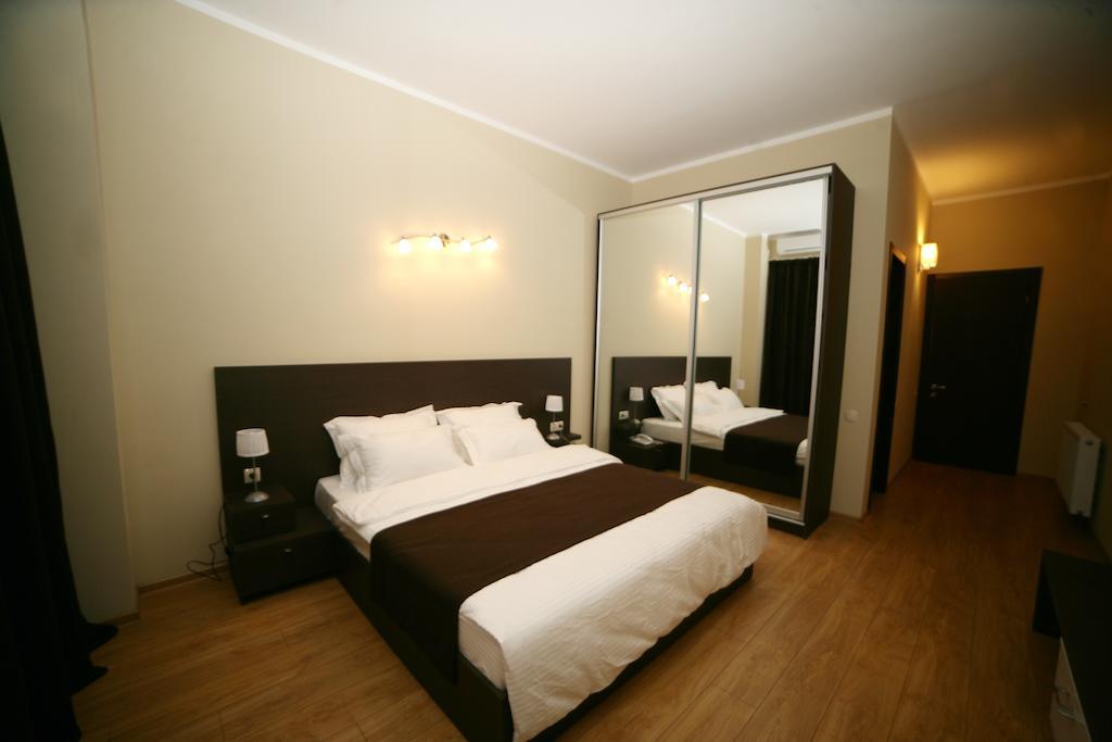 Basilon Hotel Tbilisi Quarto foto